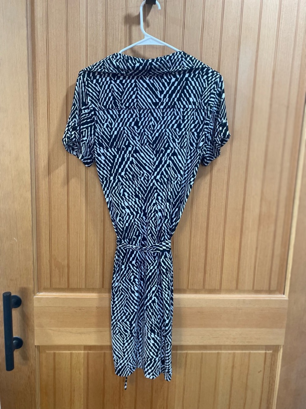 Enfocus Studio Black & White Geometric Short-Sleeve Shirt Dress - Picture 6 of 6